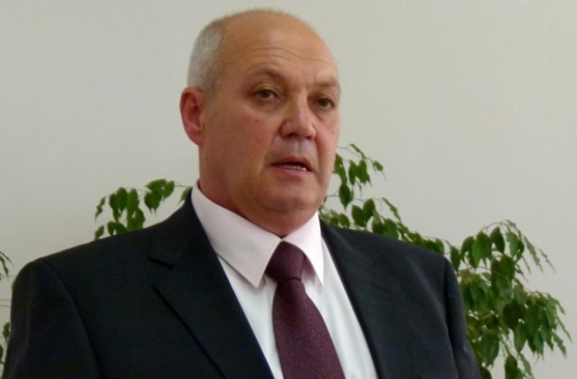 Петко Шаренков