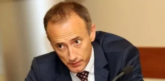 Просветният министър разпореди учениците в Шуменско да учат онлайн