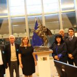 M.Nekov-poslanikDobreva-skluptorBorisov-profIlchev-Tavhev-Naidenova direktor-skluptura kanTervel-1