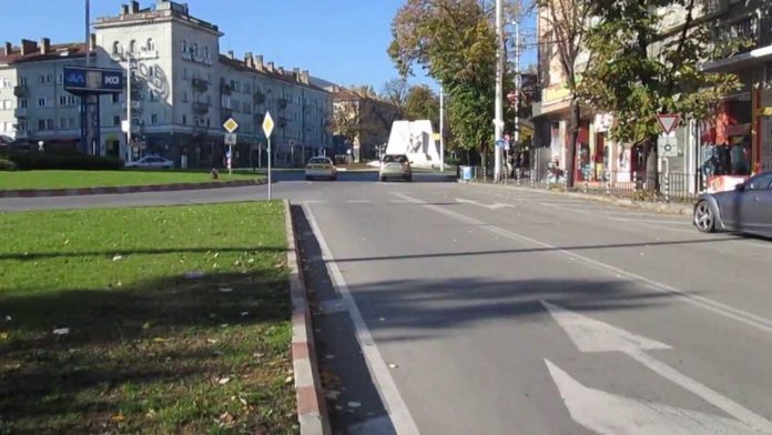 кръгово руски паметник