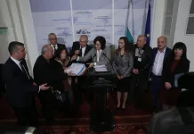 БСП внася в парламента подписка за преизчисляване на старите пенсии