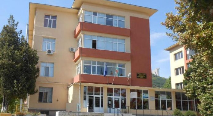 гимназия по строителство