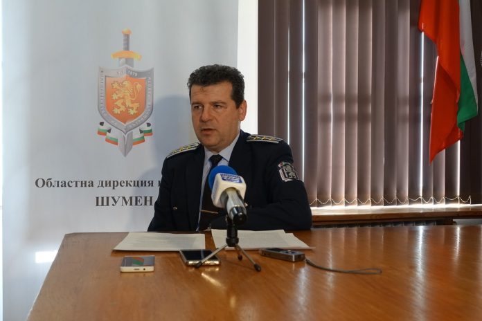 комисар дундаков