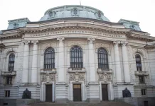 Софийският университет приема студенти с оценки от матурите, включително и в специалност „Право“