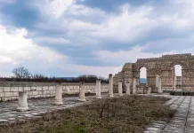 До три години Голямата базилика в Плиска ще бъде възстановена