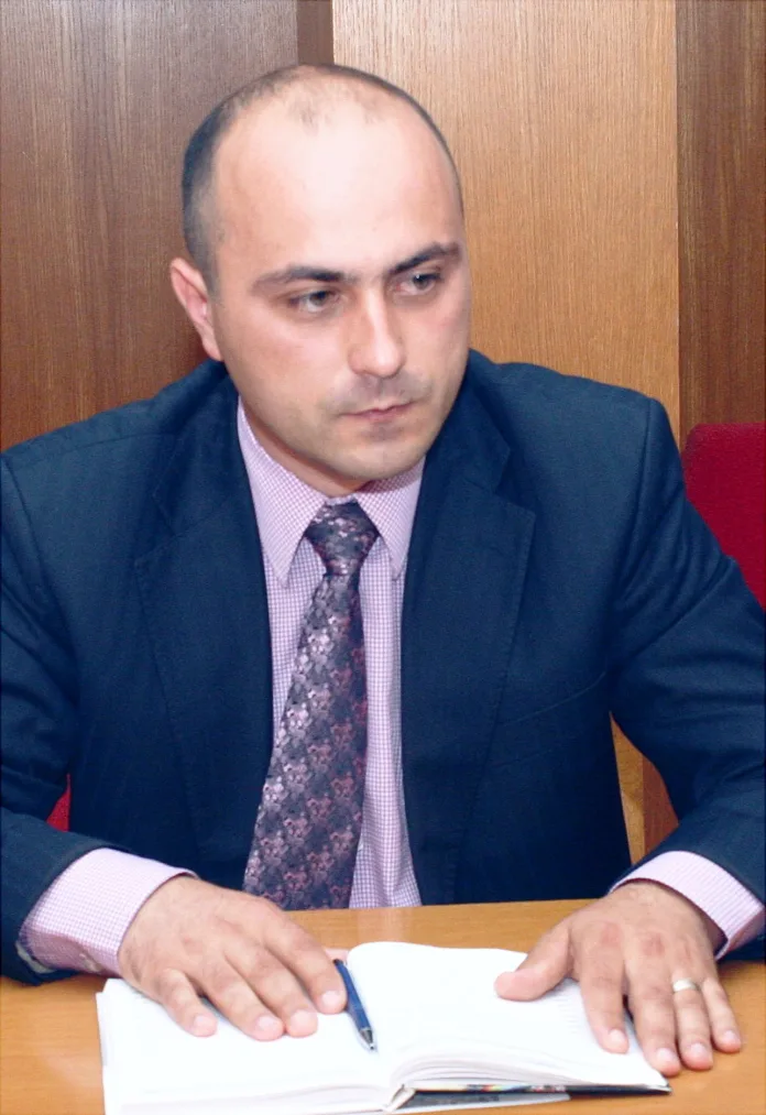 Седат Кадир
