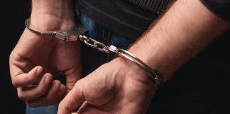 Задържаха шуменец, заподозрян за пласиране на наркотици в центъра на града