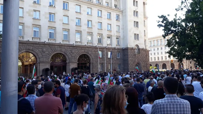 протест 2