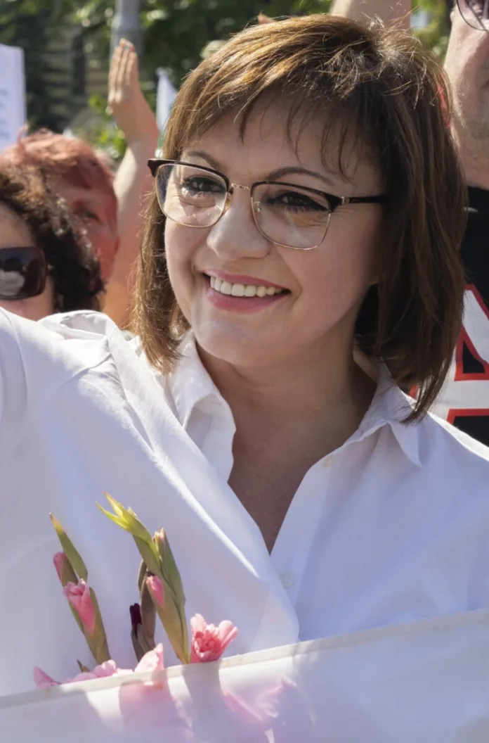 Нинова