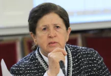 И председателката на ЦИК подаде оставка