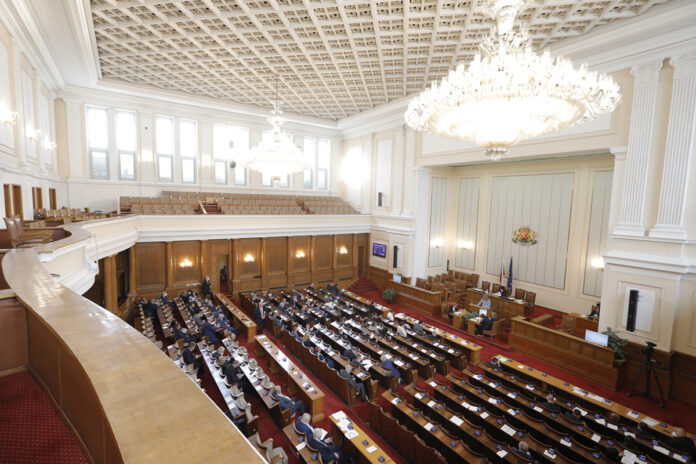парламент