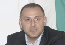 Още една партия поиска от кметския екип обяснения за съмнителна обществена поръчка