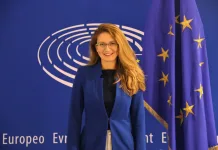 Евродепутатът Цветелина Пенкова: Допълнителните средства от ЕС за българските граждани и бизнеса са под въпрос