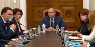 Президентът започна консултации за съставяне на правителство