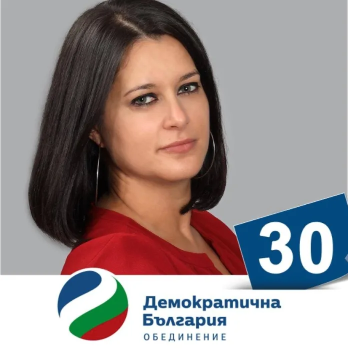 Адв. Велчева