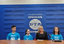 Новото поколение информатици и златните медалисти на Шумен
