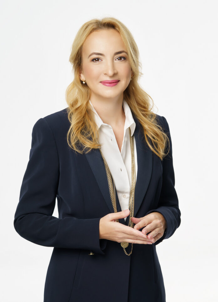 Антоанета Стефанова