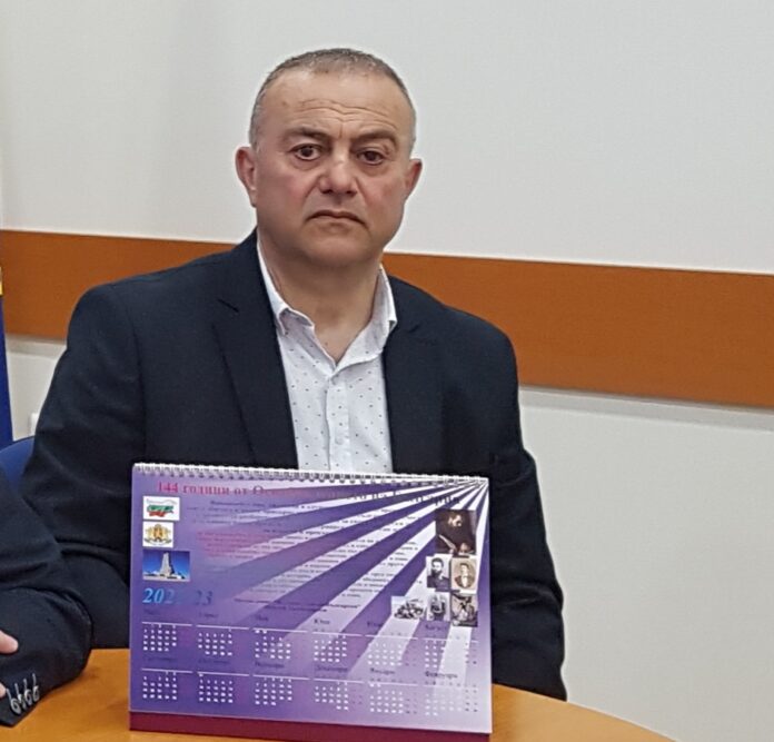 Валентин Велев