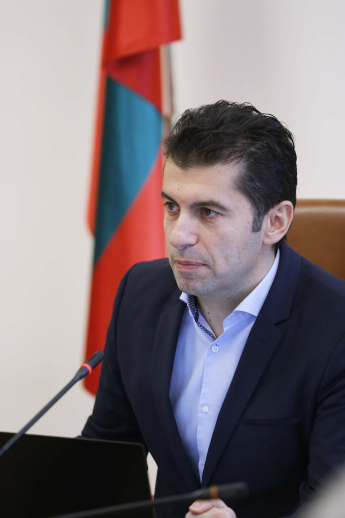 Кирил Петков