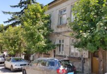 На тръгване кметският екип разпродава тихомълком и центъра на Шумен