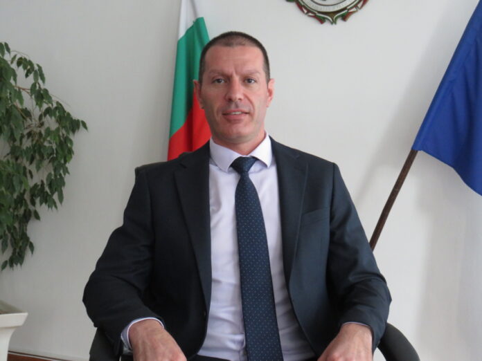 Владимир Йолов
