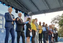 С грандиозен концерт коалиция ГЕРБ-СДС закри предизборната си кампания в Шумен