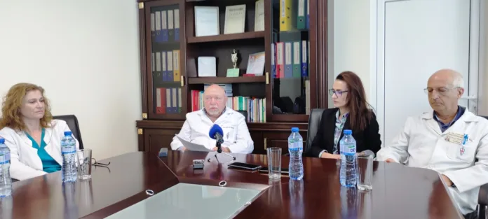Д-р Генчева, д-р Арнаудов, Тина Николова и доц. Габровски на пресконференцията