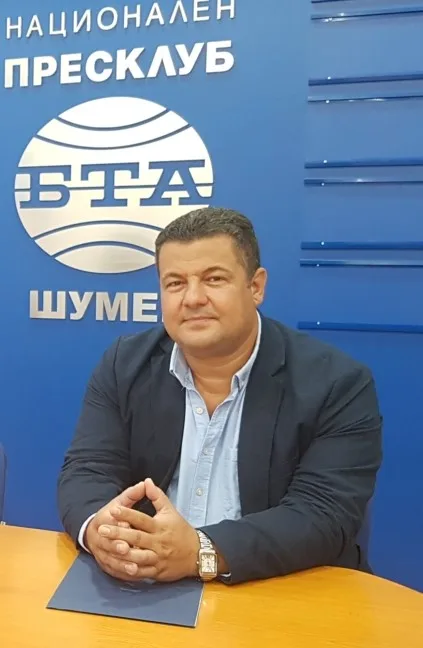 Колев