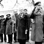 5.-3-март-1991-г.-ген.-Борис-Бобев-началник-на-Военното-училище-и-кмета-Хр.-Христов.