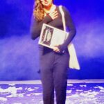 Полина Христова с грамотата от фестивала