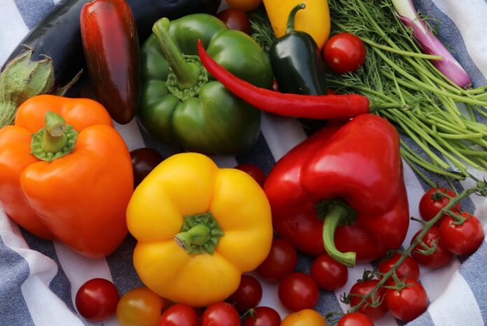 peppers-g596c2d201_1920