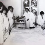 Д-р Станков и д-р Керанов на визитация през 1977 г.