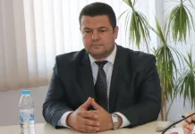 Кандидатът за кмет на Шумен от Коалиция „Продължаваме Промяната – Демократична България“ Николай Колев кани шуменци на чаша кафе