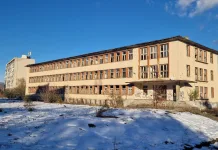 Предоставят на II СУ сградата на Начално училище „Ангел Каралийчев“