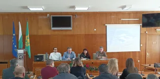 Кметът на Шумен пита спортистите за визията на новия стадион