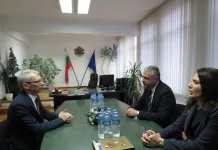 Премиерът и областният управител обсъдиха развитието на културно-историческия туризъм в област Шумен   