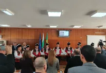 Коледари на сесията
