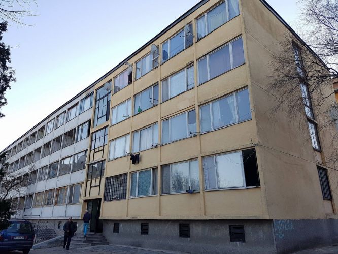 Кризисен център