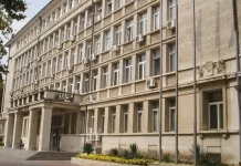 Втора инстанция потвърди условна присъда за училищна директорка за надписани пари за ремонт