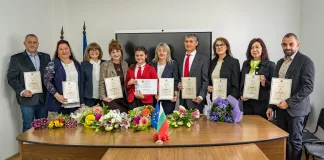 Отличие „Неофит Рилски“ за осем шуменски педагози