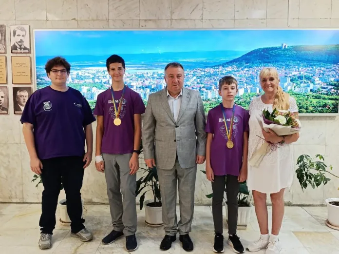 кмет - информатици