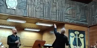 Симфониета-Шумен откри новия си творчески сезон в мизерната концертна зала